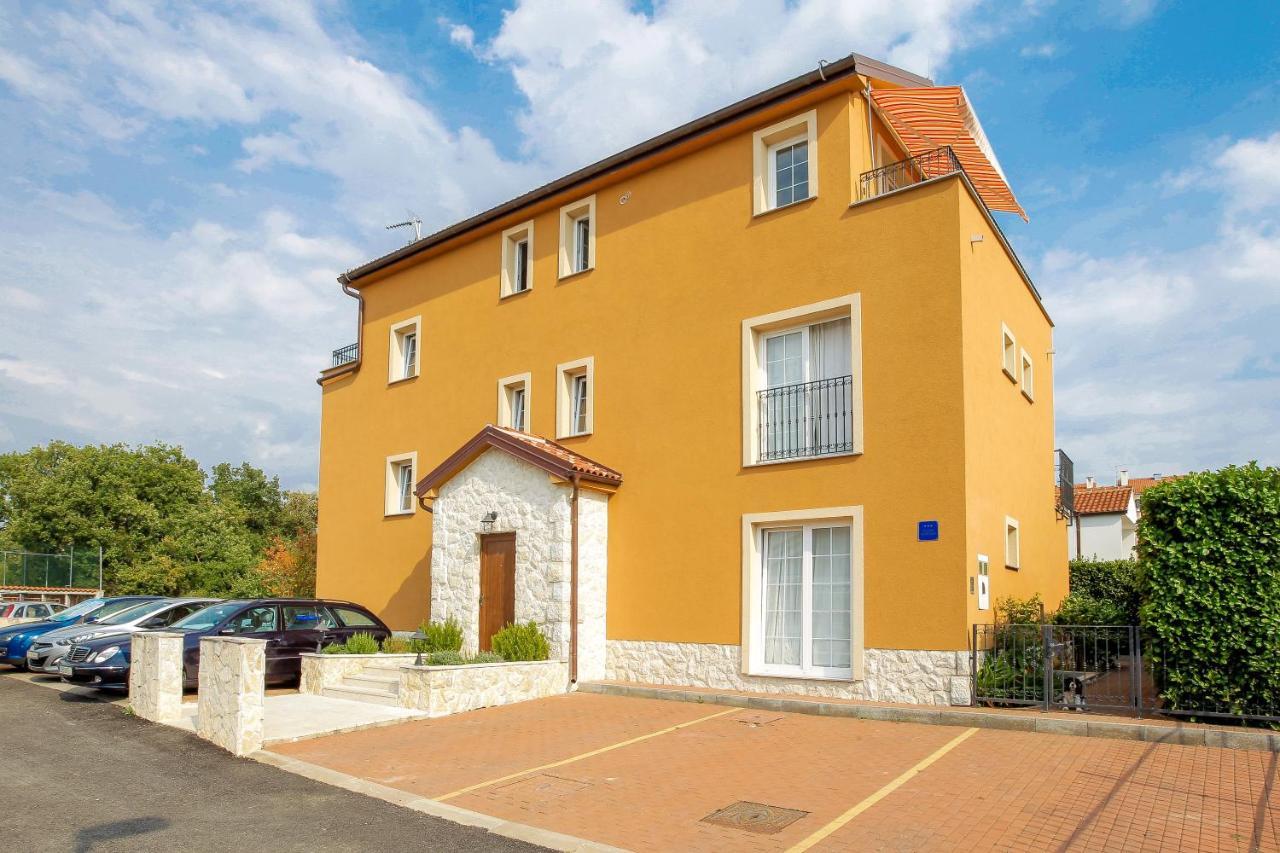 Rougemarin Apartments Биоград-на-Мору Экстерьер фото